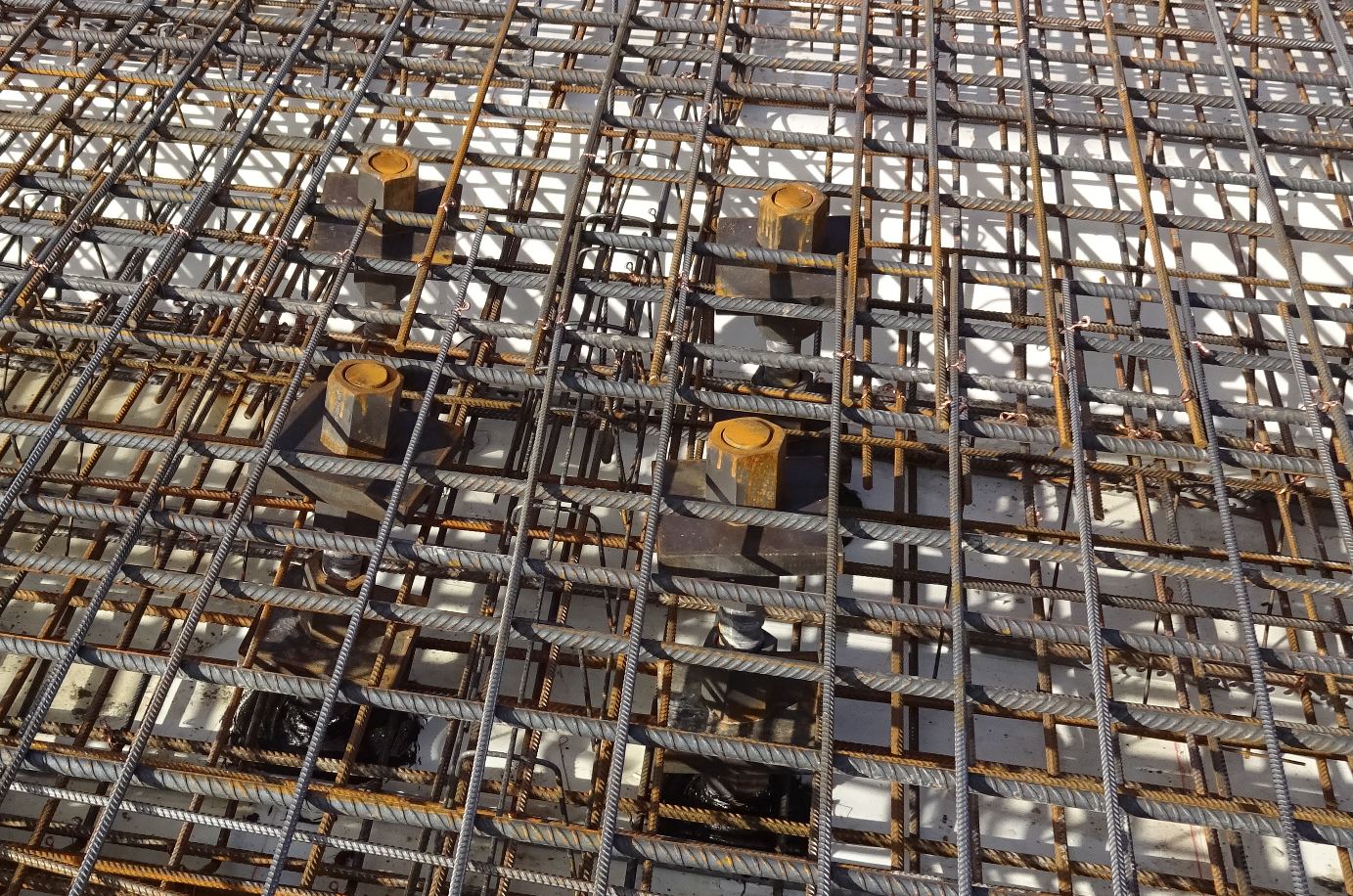 Detail Druck- und Zug-Anker